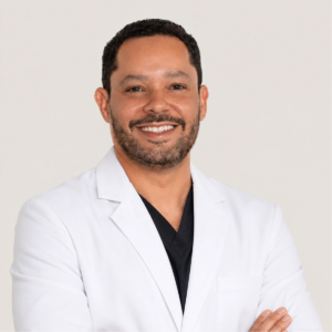 Dr. Atila Image Mailis Soler OneSolution® - Dental Implants Team